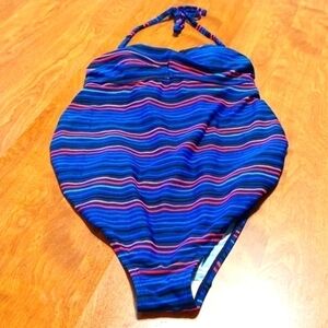 🌻3 for $12🌻MATERNITY Swimsuit, Liz Lange size small